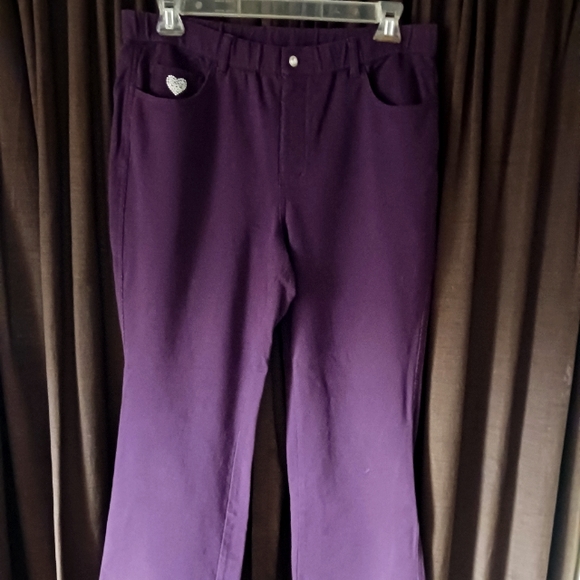 Quacker Factory - Picture 1 of 7